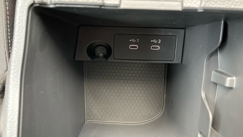 Nissan Qashqai 1.3 DiG-T MH Acenta Premium 5dr Petrol Hatchback